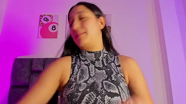 kittymonroe1 online show from 01-15-26, 06:00