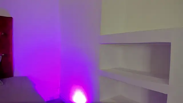 kittymonroe1 online show from 06-27-26, 06:02