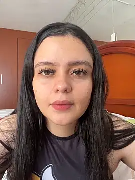 Selena Roa online show from 06-10-26, 03:44