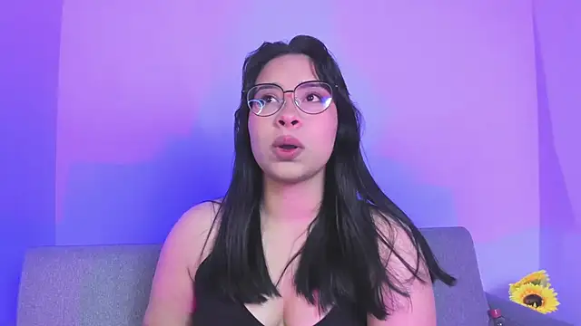 miah storm online show from 12-14-25, 02:17