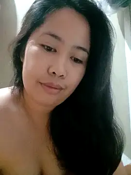 Creamy Pussycat28 online show from 10-26-25, 08:04