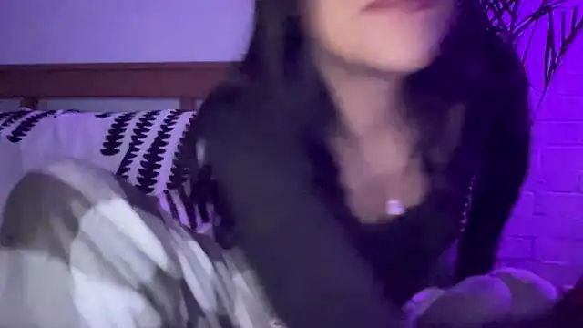 Snapshot of kaithra chatting on 11-15-25, 03:15 kaithra online show from 11-15-25, 03:15