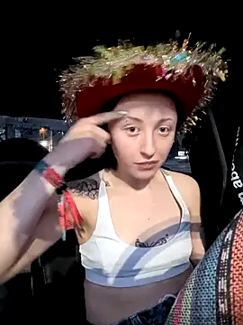 kutekiwi online show from 12-22-25, 12:18