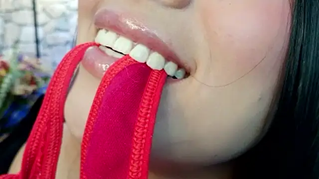 mia roux1 online show from 12-04-25, 05:54