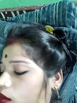 Snapshot of Bhumika_Love chatting on 10-26-25, 12:27 Bhumika Love online show from 10-26-25, 12:27