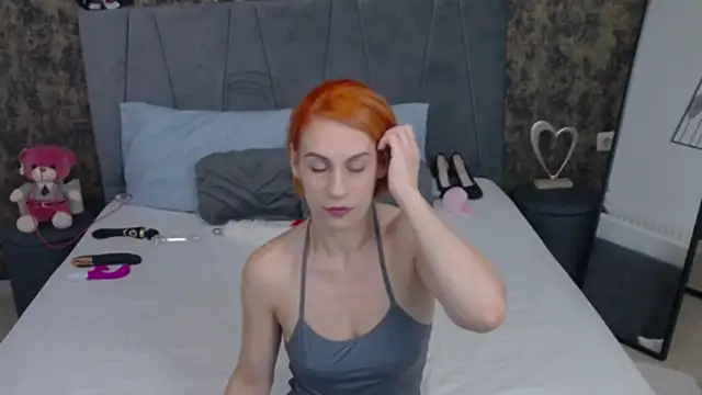 Snapshot of AmberMinxy chatting on 11-22-25, 06:23 AmberMinxy online show from 11-22-25, 06:23