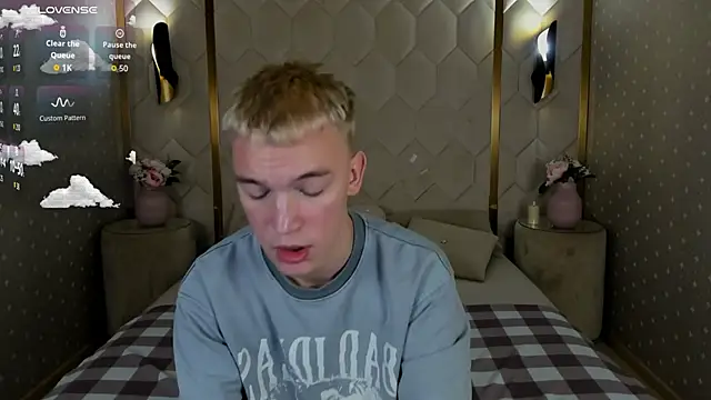 Derek Banville online show from 12-17-25, 08:04