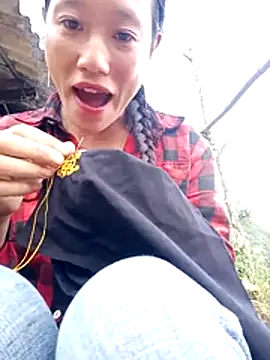 Snapshot of Phantamay chatting on 10-27-25, 12:36 Phantamay online show from 10-27-25, 12:36