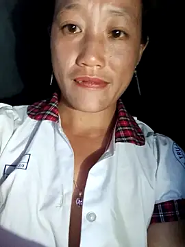 Snapshot of Phantamay chatting on 11-04-25, 12:04 Phantamay online show from 11-04-25, 12:04