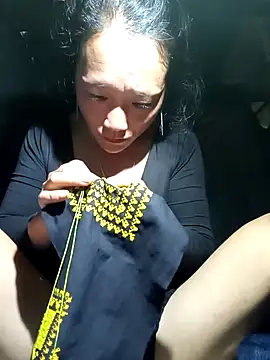 Snapshot of Phantamay chatting on 11-05-25, 12:10 Phantamay online show from 11-05-25, 12:10