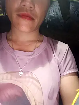 Snapshot of Phantamay chatting on 11-13-25, 02:10 Phantamay online show from 11-13-25, 02:10