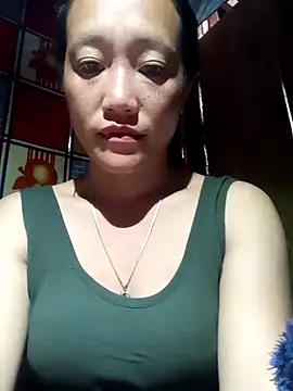 Snapshot of Phantamay chatting on 11-14-25, 01:04 Phantamay online show from 11-14-25, 01:04