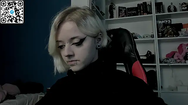 Holy Mistress S online show from 01-18-26, 11:03