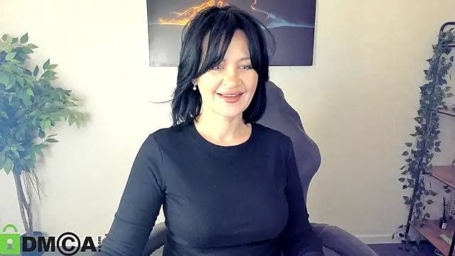 Sara Devills online show from 05-30-26, 08:33