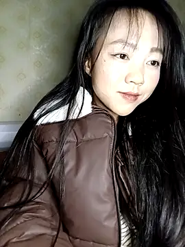 Quynhsumon online show from 01-06-26, 04:00