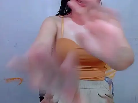 Snapshot of Skinny_Jean18xxx chatting on 07-11-26, 12:35 Skinny Jean18xxx online show from 07-11-26, 12:35