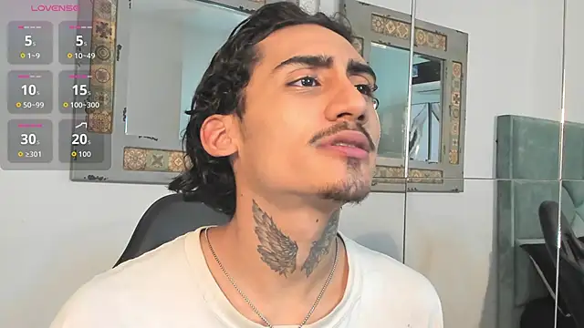 Mr Strike online show from 10-24-25, 02:41