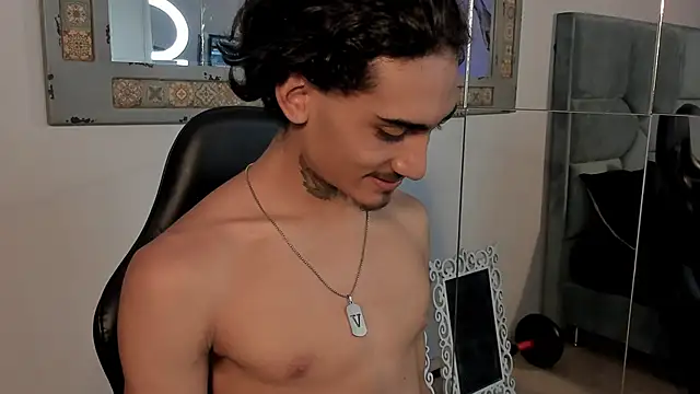 Mr Strike online show from 10-27-25, 02:37