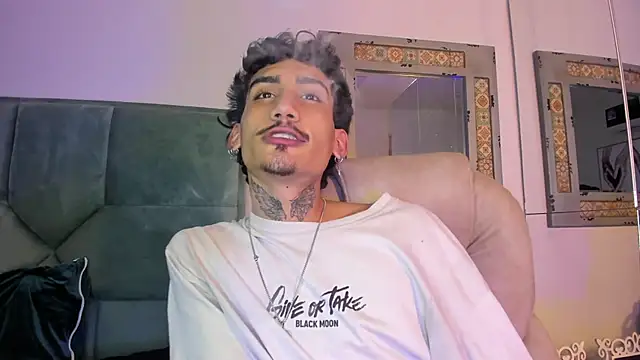 Mr Strike online show from 12-14-25, 06:56