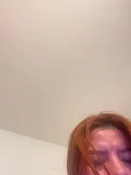 viki 11 online show from 10-30-25, 10:16