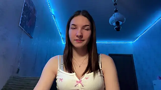 Beauty miIa online show from 11-27-25, 07:16