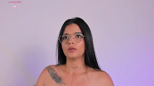 Sophie Duarte online show from 05-18-26, 02:29
