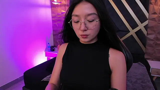 Snapshot of sydney_miller_ chatting on 02-18-26, 11:22 sydney miller online show from 02-18-26, 11:22