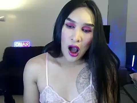 KeraMitenaa online show from 05-12-26, 09:39
