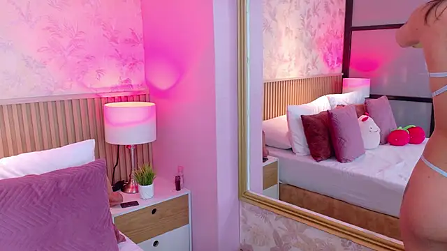 AdelineJhones online show from 02-11-26, 02:22