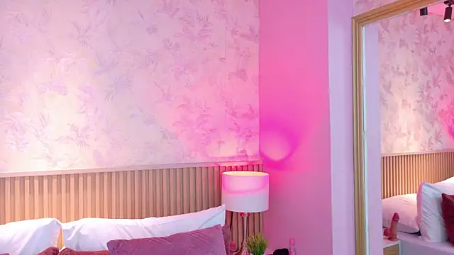 AdelineJhones online show from 02-24-26, 09:35