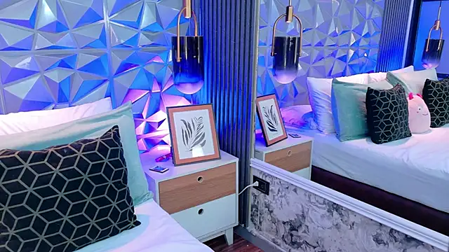 AdelineJhones online show from 04-13-26, 02:33