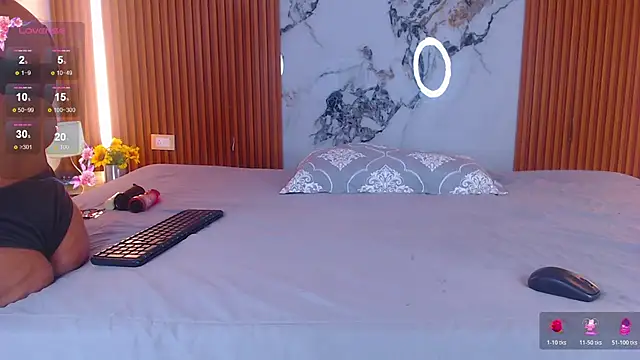 rosselyn  online show from 04-24-26, 01:02