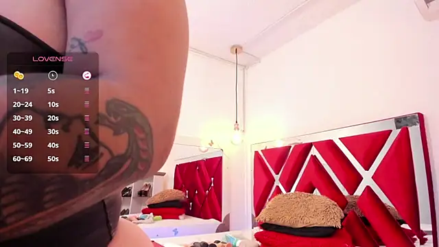 samantaawolf online show from 11-28-25, 08:33