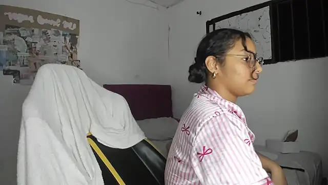 emily stars1 online show from 03-17-26, 07:23