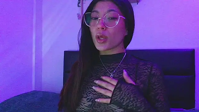 LissyM online show from 12-22-25, 05:10