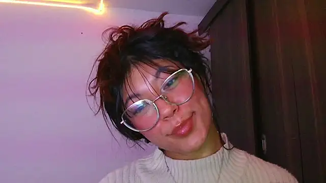 LissyM online show from 04-10-26, 11:42