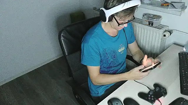 StephPra94 online show from 07-05-26, 11:01