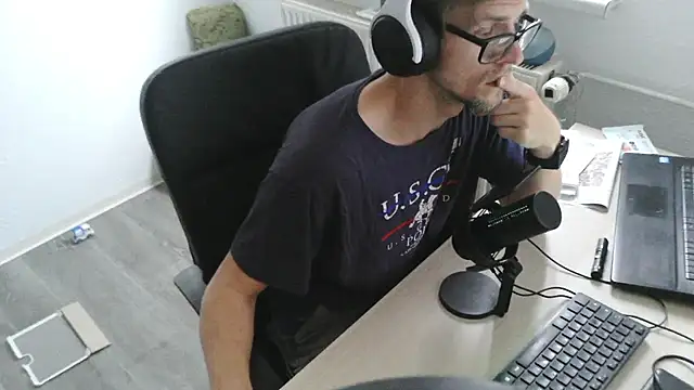StephPra94 online show from 07-14-26, 12:44