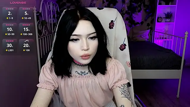 Emma Kirks online show from 11-06-25, 10:38