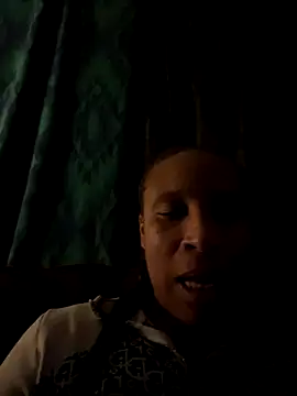 Snapshot of CreammieDelite chatting on 10-30-25, 07:21 CreammieDelite online show from 10-30-25, 07:21