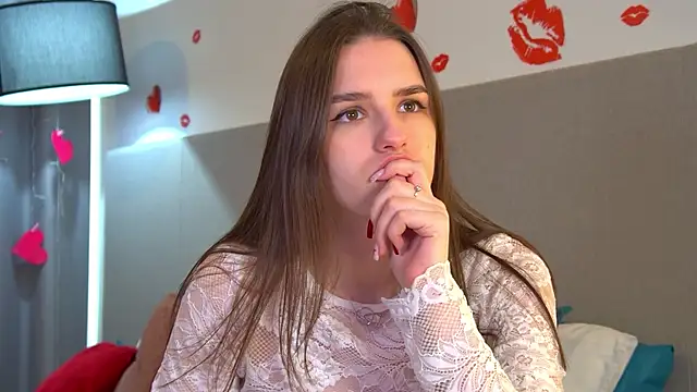 AliceAtkins online show from 04-13-26, 06:19