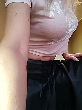 SelinaLovqx online show from 11-21-25, 09:52