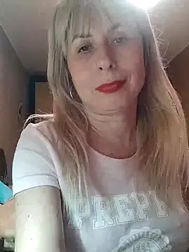 SelinaLovqx online show from 12-18-25, 07:31