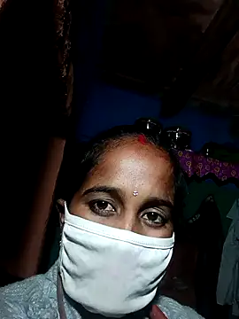 Snapshot of Hot_princess_1 chatting on 11-20-25, 05:01 Hot princess 1 online show from 11-20-25, 05:01