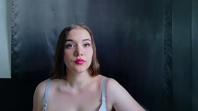 Biancka  online show from 06-10-26, 05:28