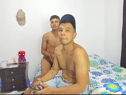 Snapshot of Daniel_Hot276 chatting on 10-31-25, 12:55 Daniel Hot276 online show from 10-31-25, 12:55