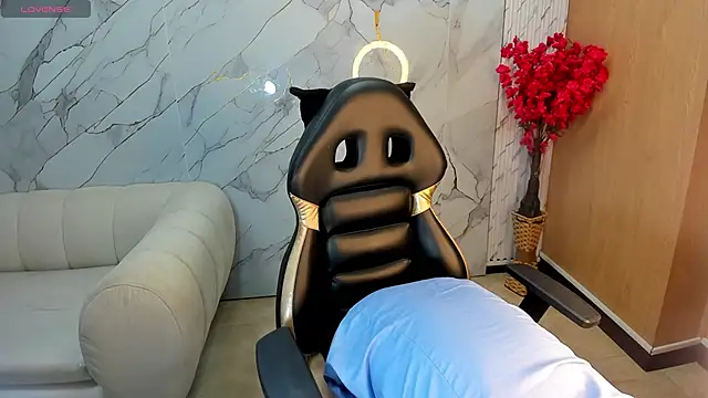 andrea tasty tf online show from 12-16-25, 01:38