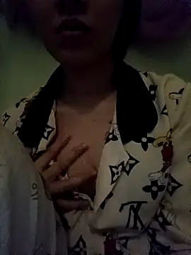 LylyCii69 online show from 10-28-25, 09:35