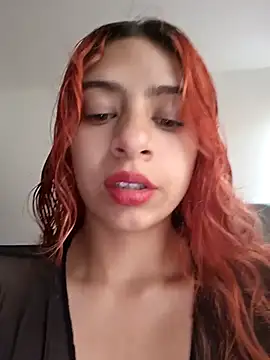 Snapshot of Lunatemptress4 chatting on 11-29-25, 08:34 Lunatemptress4 online show from 11-29-25, 08:34