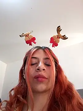 Snapshot of Lunatemptress4 chatting on 12-01-25, 01:16 Lunatemptress4 online show from 12-01-25, 01:16